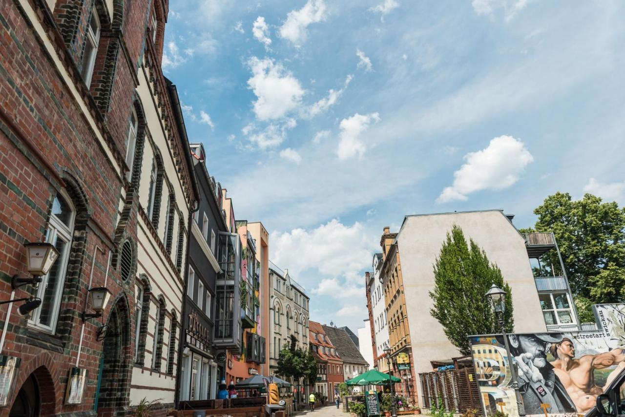 Apartmenthaus Am Dom Maisonette Mit Parkplatz Zwickau Bagian luar foto