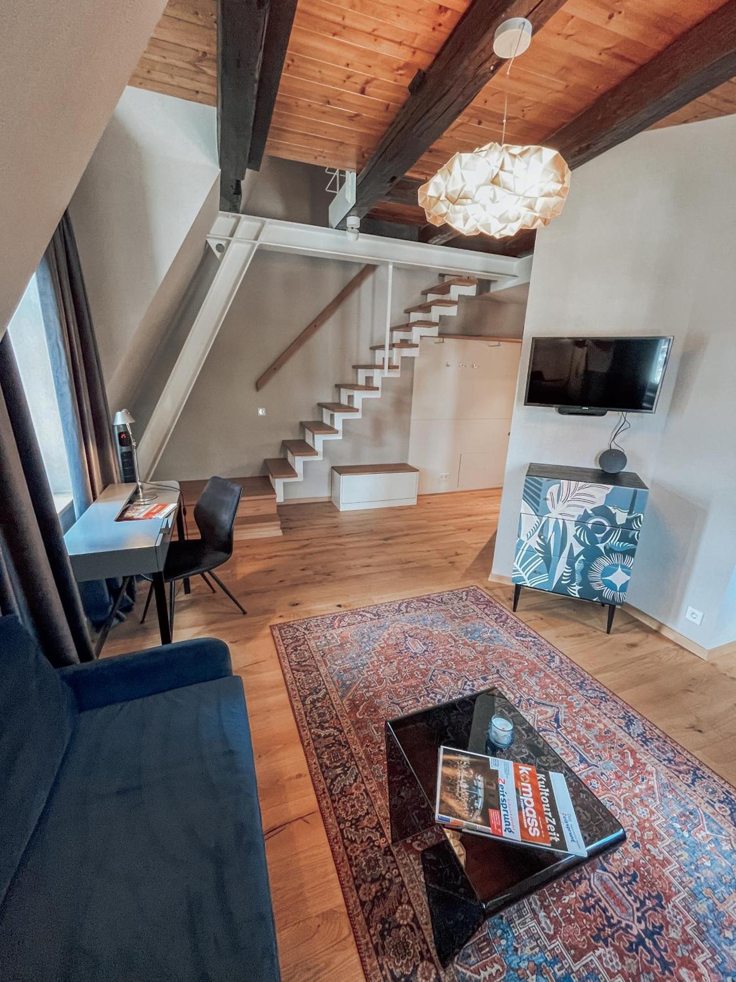 Apartmenthaus Am Dom Maisonette Mit Parkplatz Zwickau Bagian luar foto